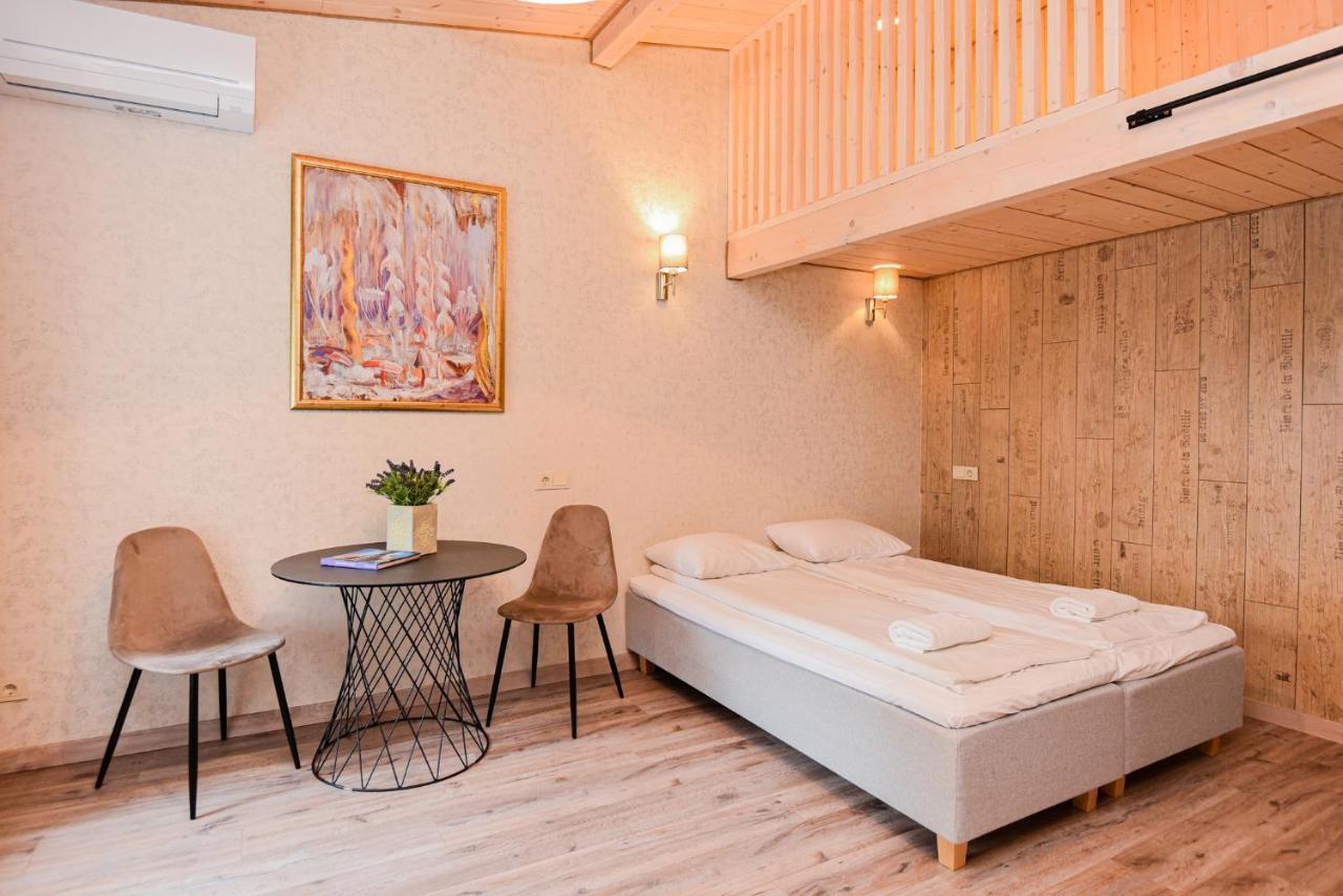 Bastiono Apartamentai Klaipėda Exteriör bild